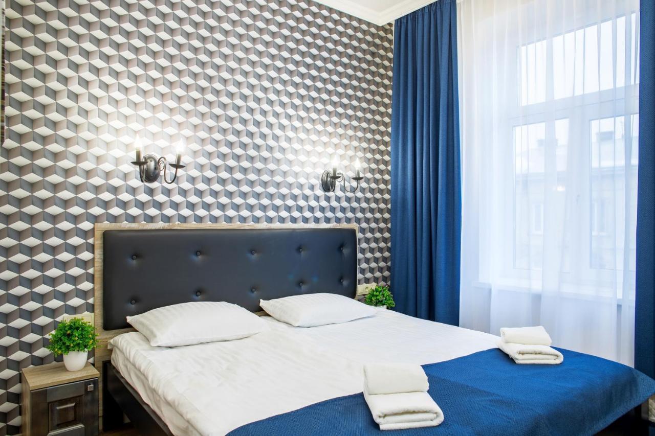Mini Hotel Barvy Lvova On Horodotska St. Extérieur photo